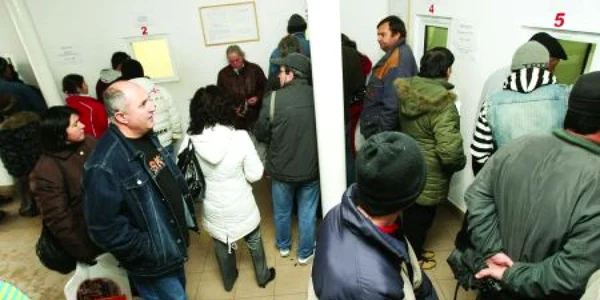 Tot mai mulţi şomeri sunt asistaţi de AJOFM Dolj