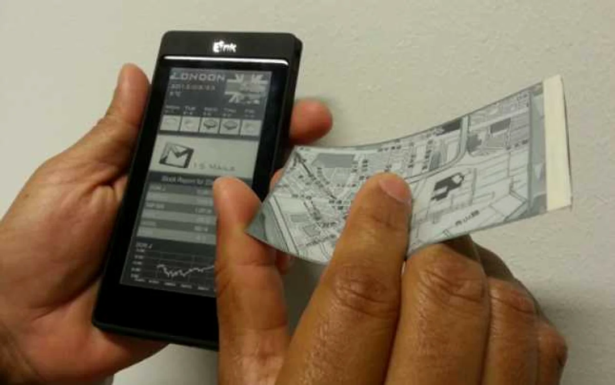 smartphone cu e ink