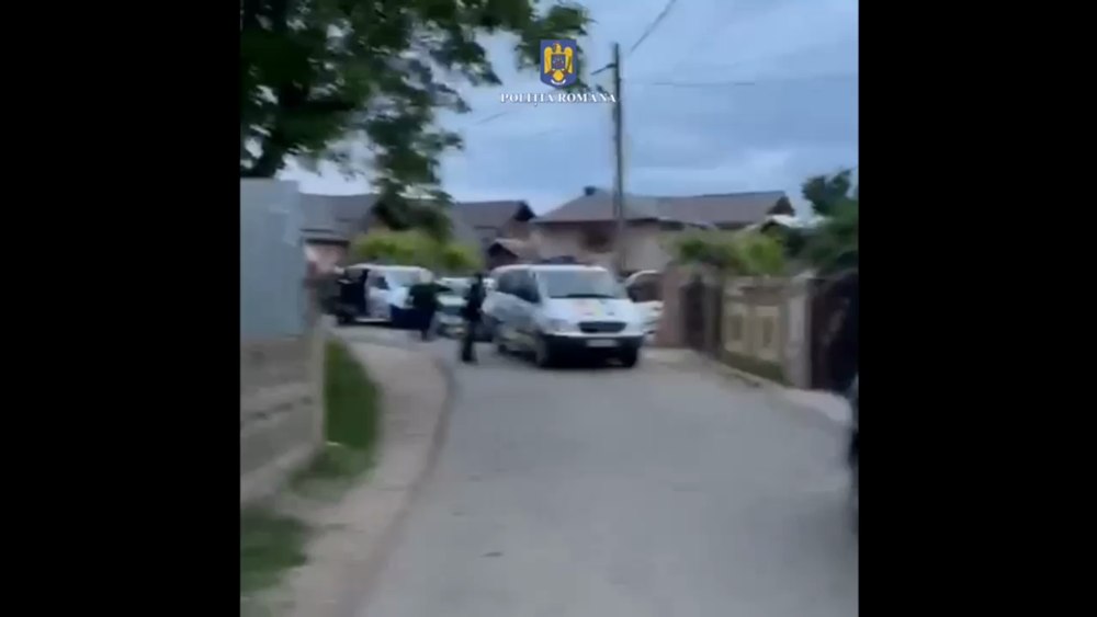 Răzmeriță într-o localitate din Dâmbovița, între membrii a două familii. Mascații au descins în forță VIDEO