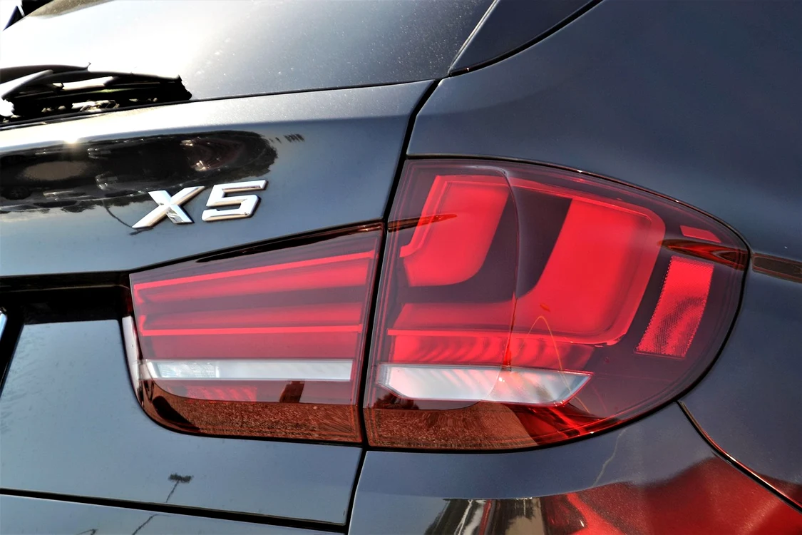 Autoturism BMW X5 FOTO: pixibay