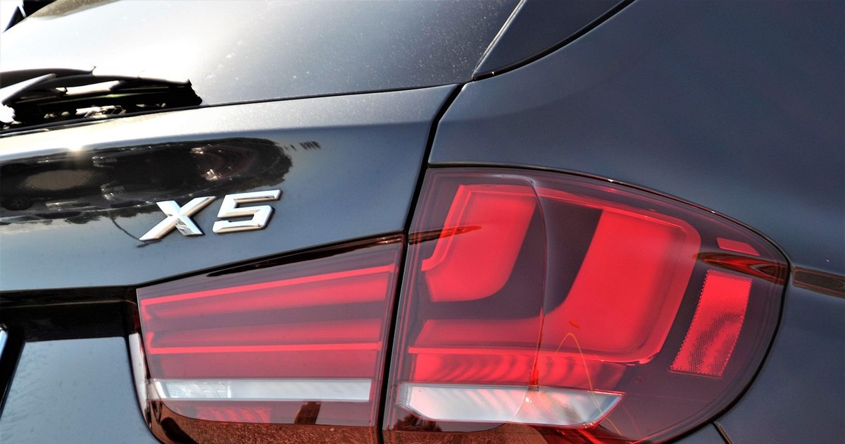 Furtul fictiv al unui BMW X5 în Butea