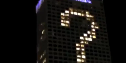 O cerere în căsătorie cu totul specială pe o clădire din Statele Unite (Captură foto: liveleak.com)