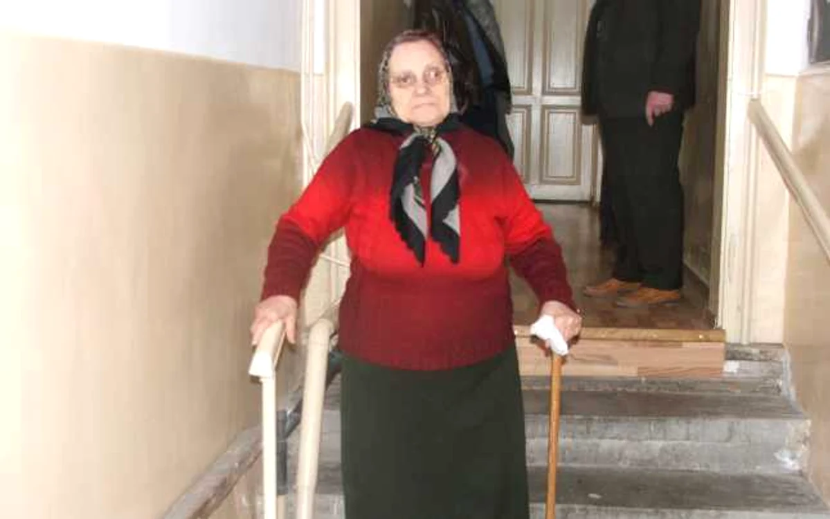 Pentru a avea ce pune pe masa de Paşte, vârstnica a făcut un împrumut de 1.500 lei  