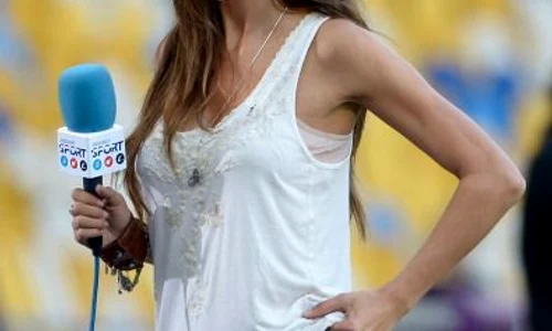 sara carbonero147514179 jpeg