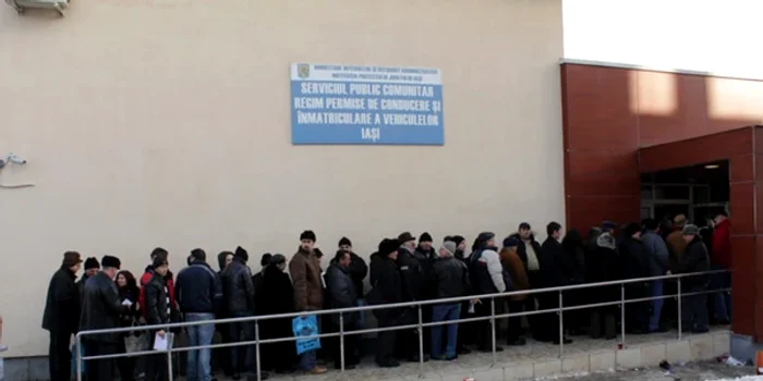 La serviciile de permise auto nu vor mai fi cozi
