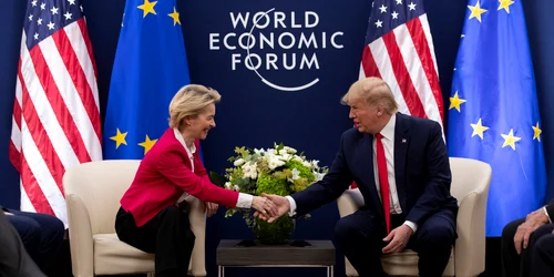 Trump si Ursula von der Leyen foto Profimedia jpg
