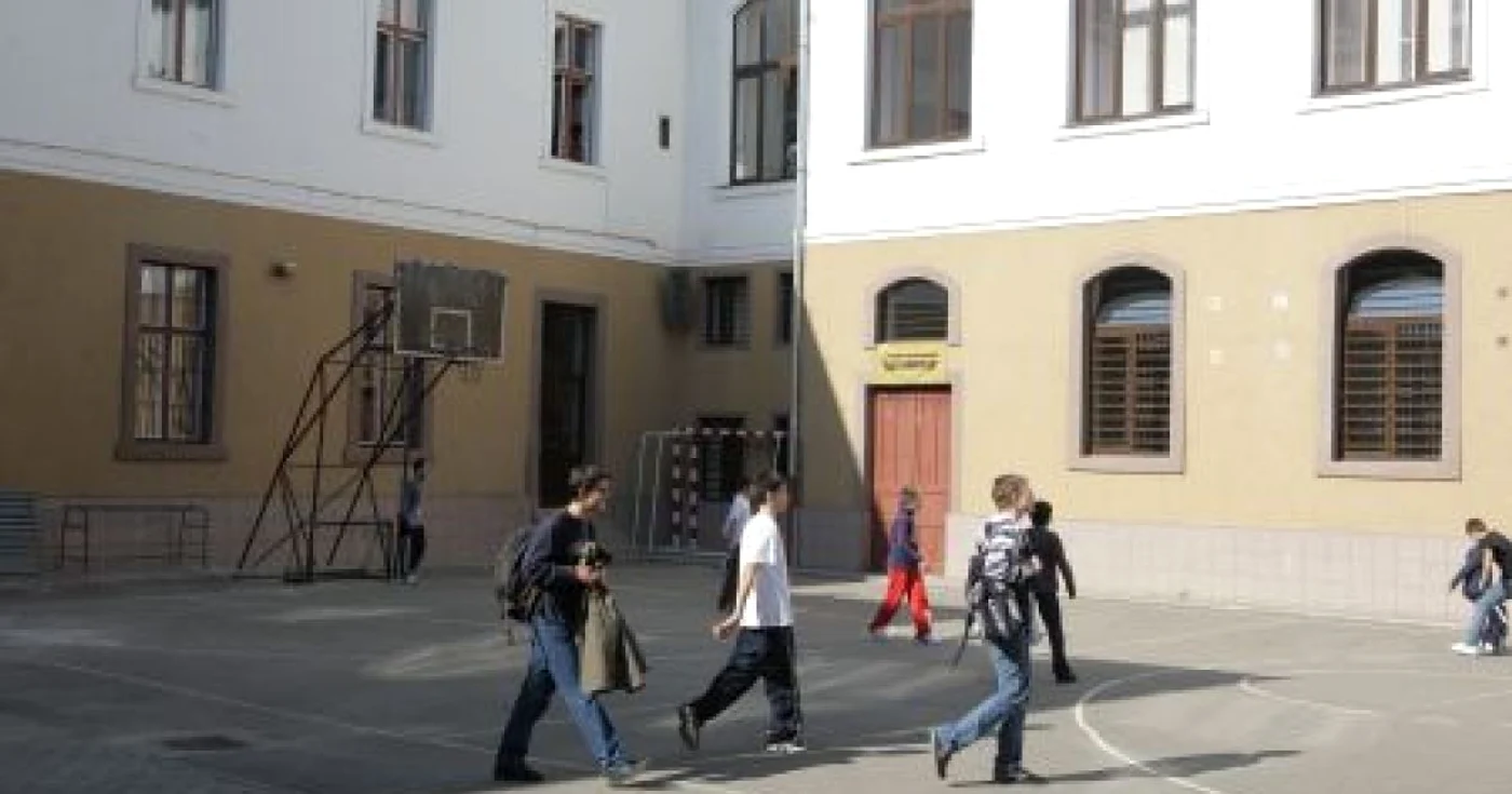 Cluj: 50 de copii de euronavetişti se întorc la şcoală în Cluj