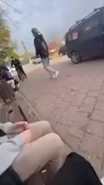 Bătaie „ca-n filme” între doi adolescenți. „O societate în care să fii mercenar în Congo este mai tare decât să fi absolvit Medicina”