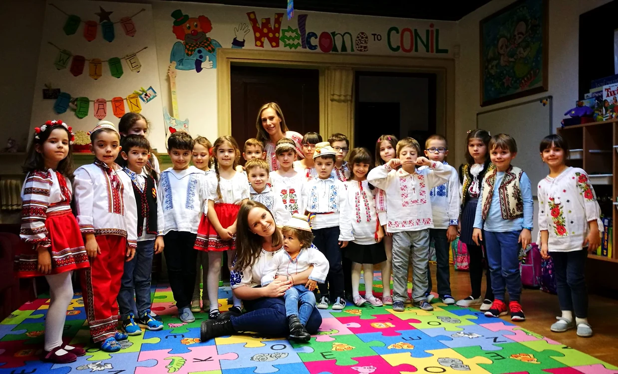 Prezentatoarea tv face de 6 ani voluntariat la Asociația Conil, care se ocupă de copii cu probleme