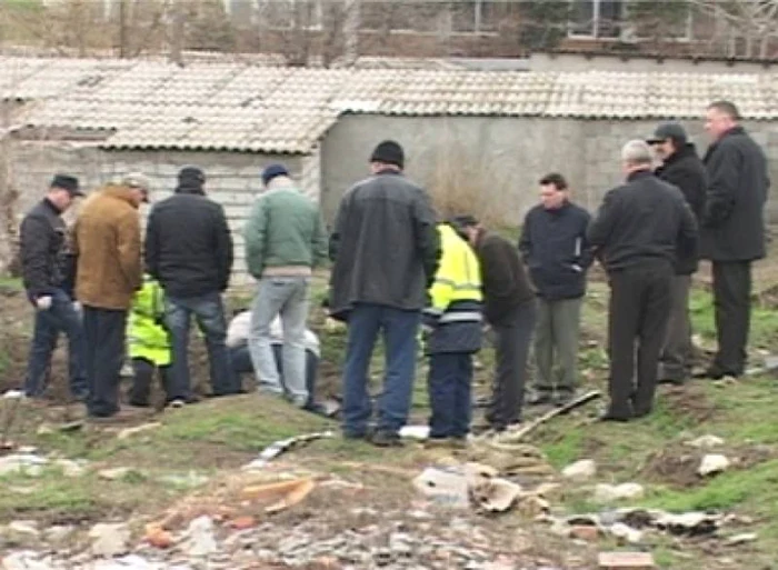 Prostituata din Medgidia, îngropată în spatele unor garaje FOTO reporterntv.ro
