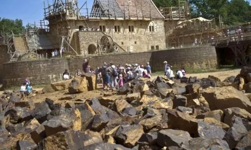 Germanii vor construi o mănăstire folosind exclusiv mijloace din secolul al IX lea jpeg