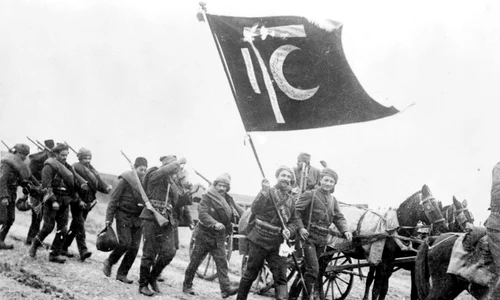 Voluntari turci în războiul din 1912 (© Wikimedia Commons)