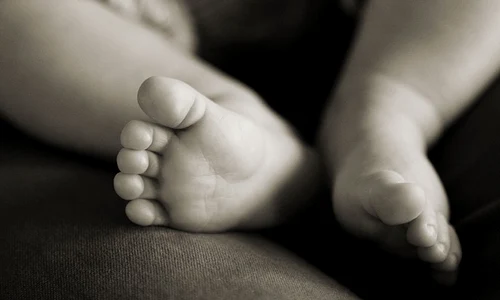 baby feet jpeg