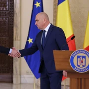 Nicusor Dan Ilie Bolojan, noul premier al Romaniei  Foto Inquam Photos George Calin (9) jpg