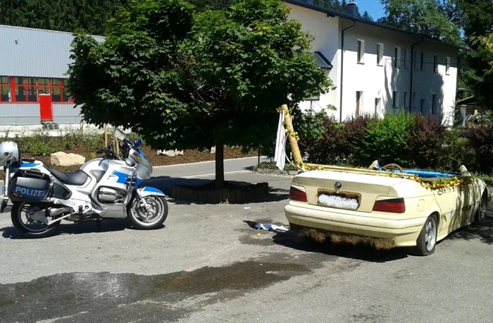 BMW piscina sursa