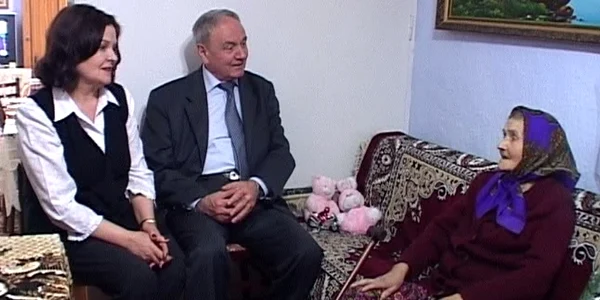 Președintele i-a promis mamei sale că va veni s-o vadă ori de câte ori va avea timp liber