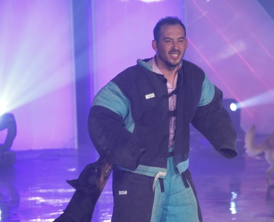 Ştefan Stan e primul care acceptă provocările emisiunii de la Prima TV