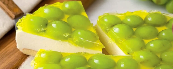 cheesecacke cu struguri jpg