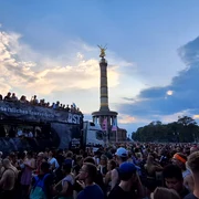 rave the planet festival berlin FOTO @PalaceBerlin / X