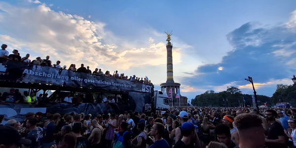 rave the planet festival berlin FOTO @PalaceBerlin / X