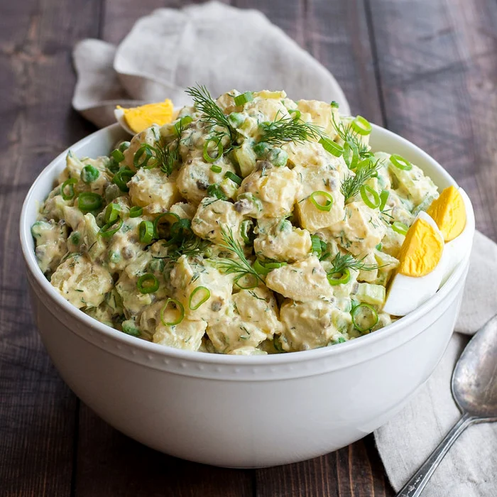salata de cartofi jpeg