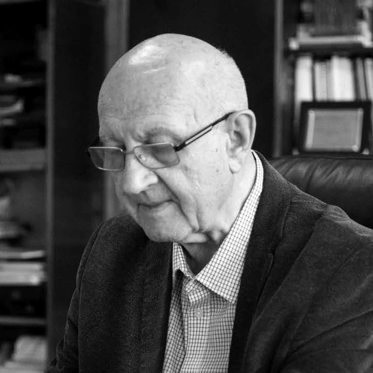 Mac Popescu