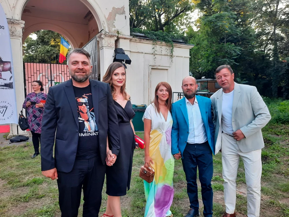 Alin Panc, alături de soția sa, dar și prietenii lui buni, Cosmin Seleși, Vărul Sondel
