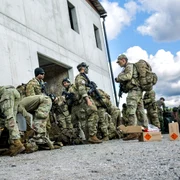 militari nato jpg