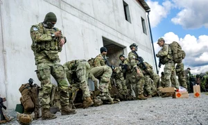 militari nato jpg