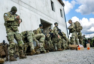 militari nato jpg