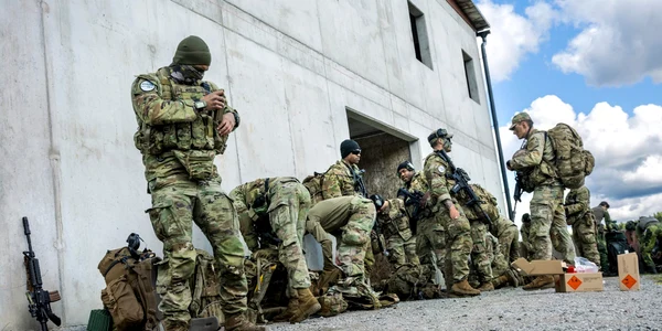 militari nato jpg
