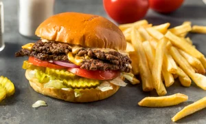 smash burger, foto shutterstock jpg