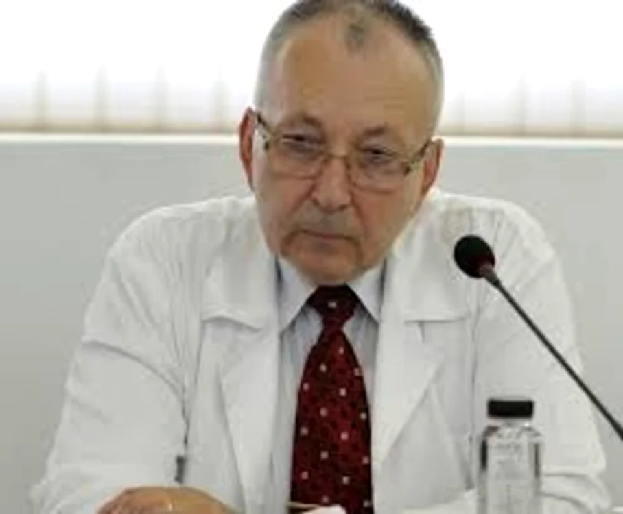 
    Rapelul vaccinului anti Covid-19 dă reacții adverse puțin mai severe, semn că organismul reacționează.   