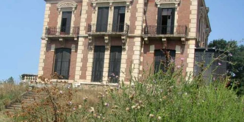 castelul de la obarsia de camp