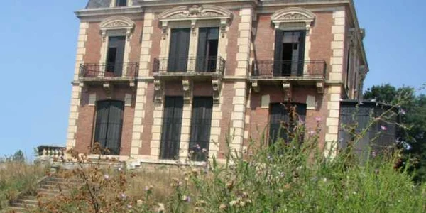 castelul de la obarsia de camp
