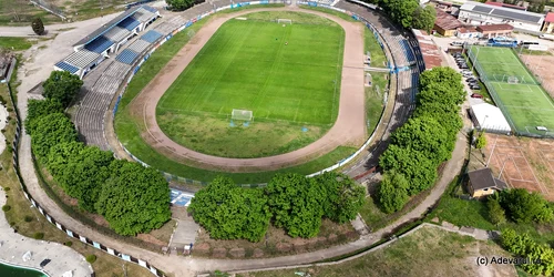 Stadionul Corvinul din Hunedoara va fi demolat  Foto Daniel Guță (3) JPG