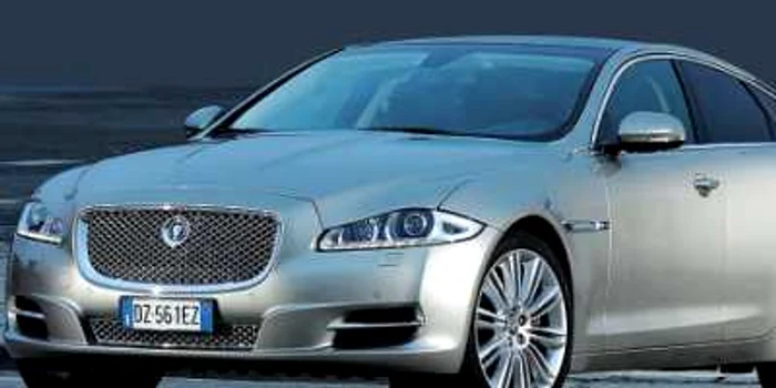 Jaguar XJ nu arată doar elegant, ci este  şi cel mai aerodinamic model al firmei