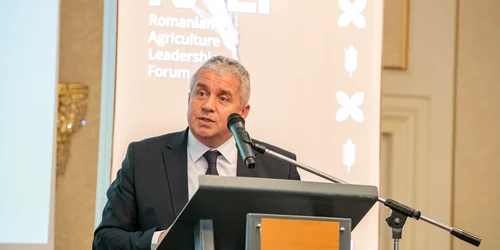 Daniel Buda   europarlamentar FOTO Facebook Romanian Agriculture jpg