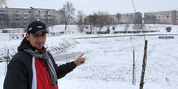 Ciprian Negru a convins autorităţile să amenajeze un megapatinoar în Micro 17 
