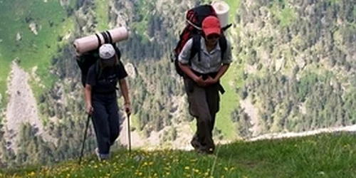 Turiştii au fost găsiţi de salvamontişti