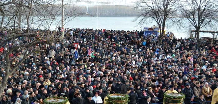 Procesiunea se va opri la Râul Buzău