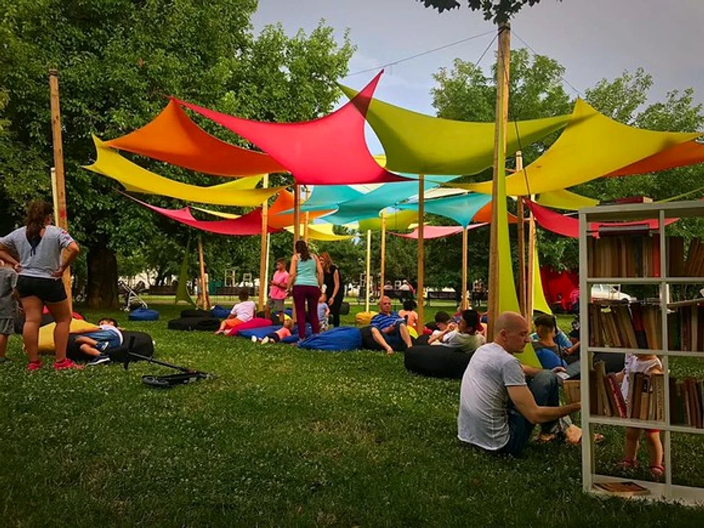 
    ”Vara Culturală” are loc între orele 17.00 și 22.00  