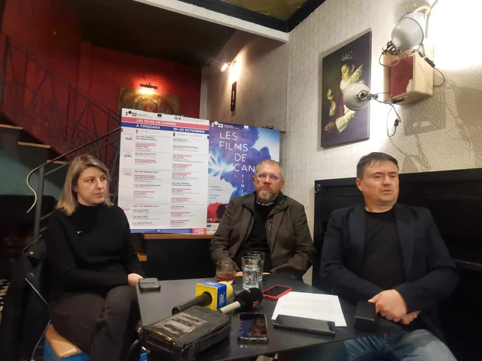 Cristian Mungiu, Florin Iepan și Delia Marcu, organizatorii festivalului FOTO Ștefan Both