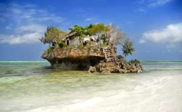 Foto: uberly.com THE ROCK, ZANZIBAR, TANZANIA