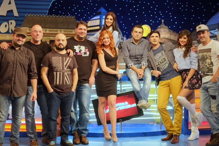 Trubadurul a primit bucuros invitaţia de a cânta în emisiunea de satiră cu cea mai lungă prezenţă pe tv