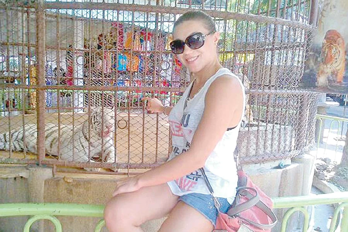 Monica Roşu, distracție în Thailanda