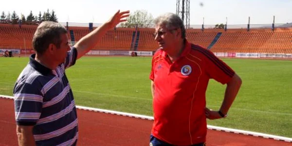 Vicepreşedintele Constantin Vadana a fost ghid pentru delegaţia oficialilor FRF pe stadionul Ceahlăul