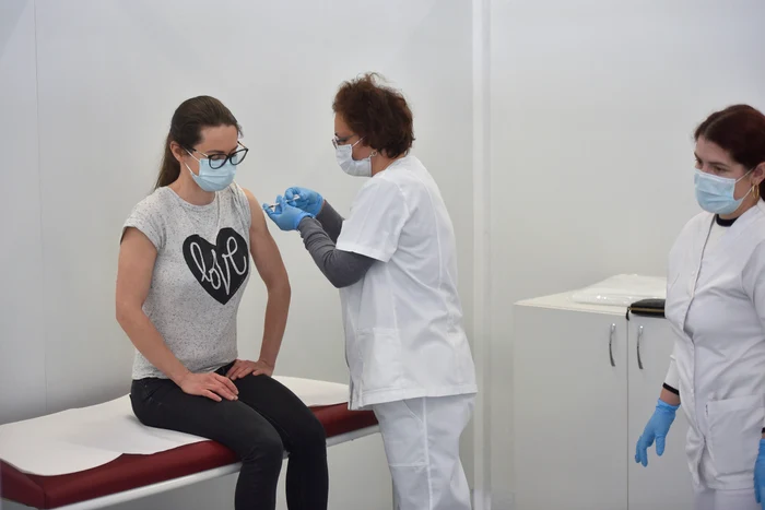 Doar 0,27% dintre cei vaccinați au avut reacții adverseFoto: Mediafax