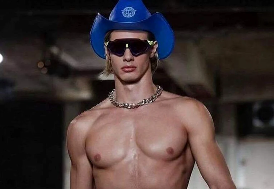 
    Ionut Radu, înotătorul fotomodel   