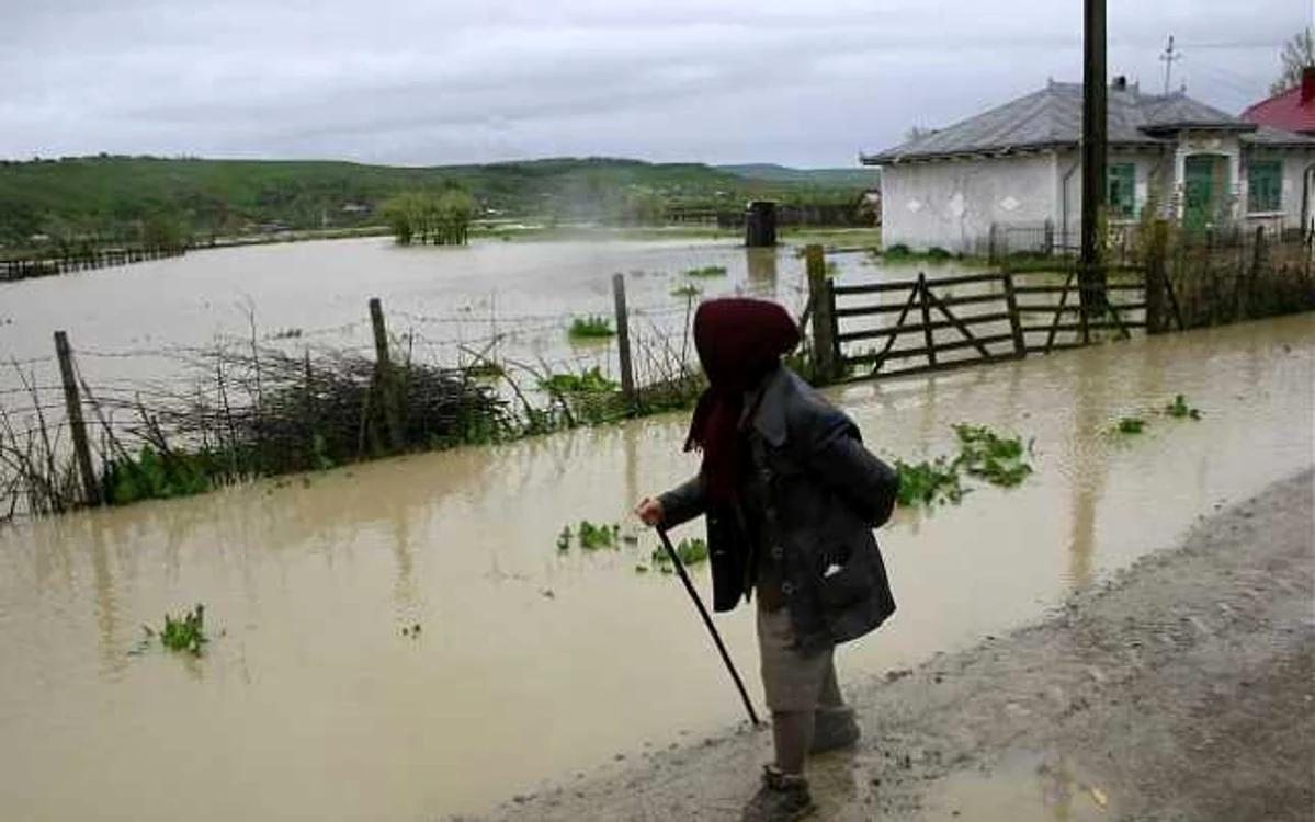 Hidrologii au emis Cod galben de inundaţii pentru râurile din 19 judeţe. FOTO: Arhivă